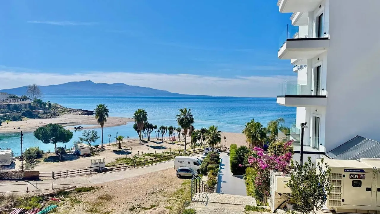 Blue Escape Sea View Apartment Sarandë
